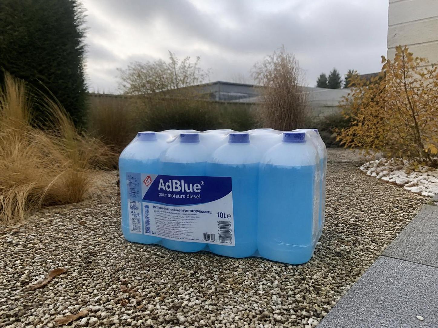 découvrez la réalité chimique de l'adblue utilisé comme désherbant et les risques potentiels pour vos surfaces extérieures afin d'assurer une utilisation sécurisée et efficace.